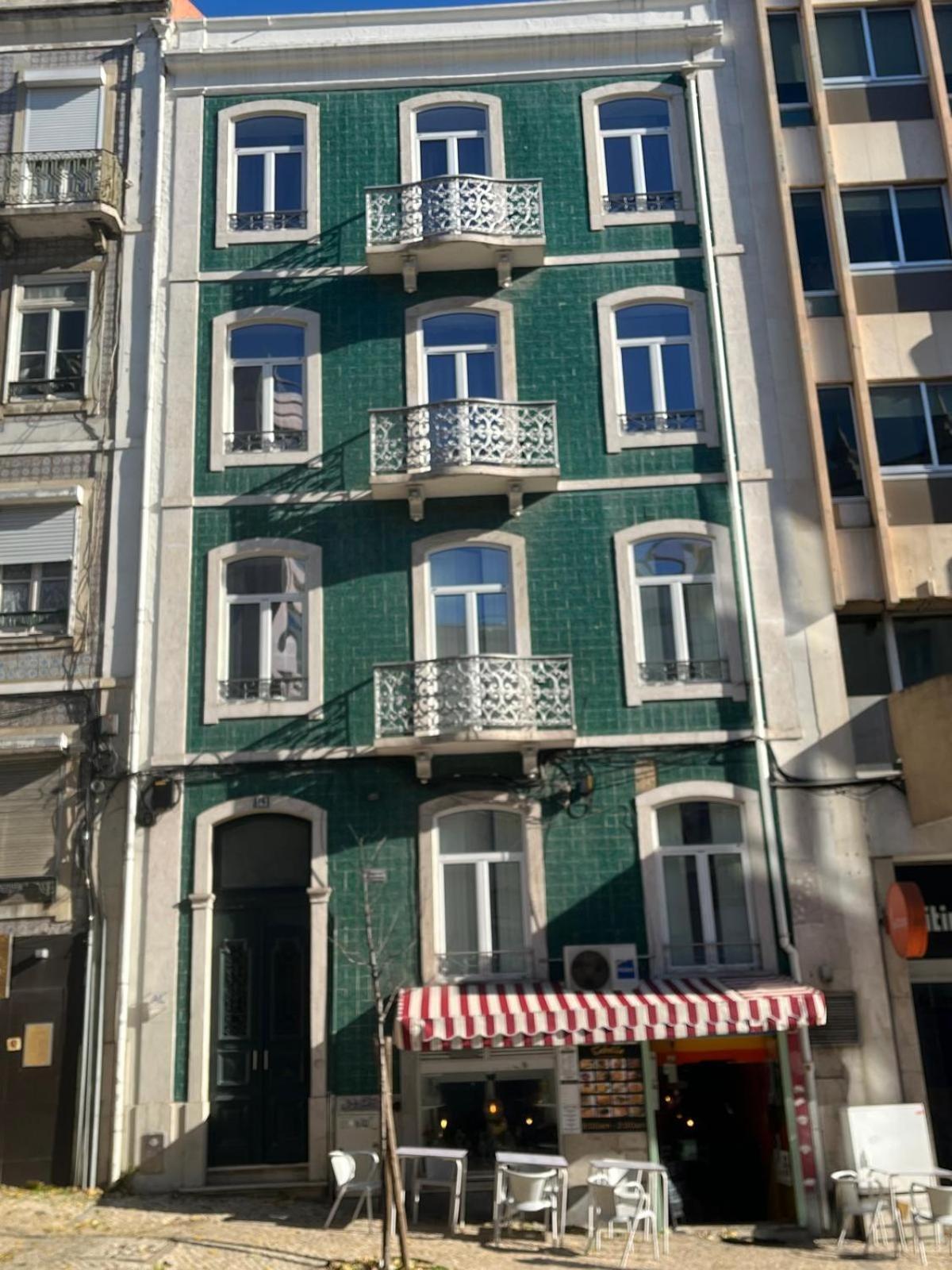 Essence Family Apartment Lissabon